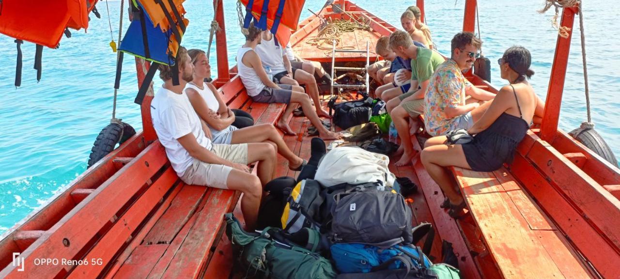Family Guesthouse Kaoh Touch Bagian luar foto